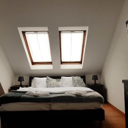 Hotel Camelot Tisá المظهر الخارجي الصورة