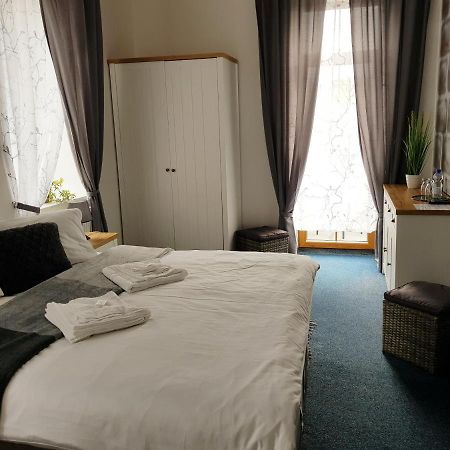 Hotel Camelot Tisá المظهر الخارجي الصورة
