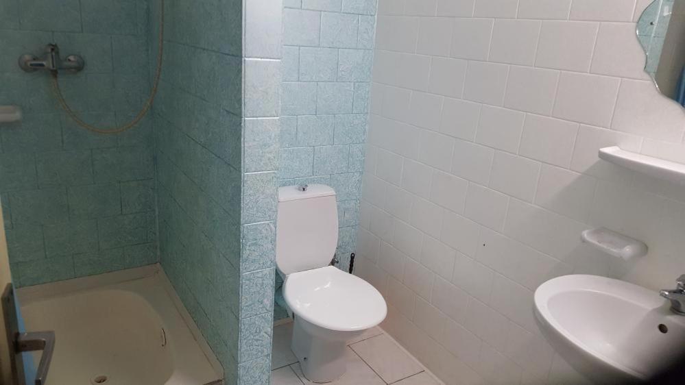 Hotel Camelot Tisá المظهر الخارجي الصورة