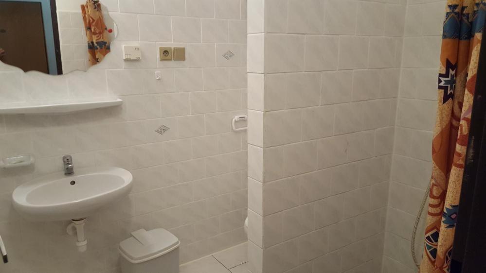 Hotel Camelot Tisá المظهر الخارجي الصورة